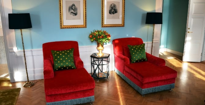 Bernadottesviten_röda schäslonger_Grand Hôtel