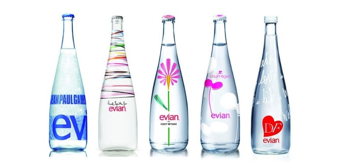Evian vattenflaskor i Limited Edition med design av Diane von Furstenburg. Dyrt för att vara vatten!