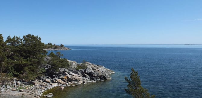 Badkaret mot horizonten_Castelli_Stockholms Skärgård