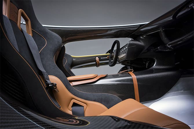 aston-speedster3