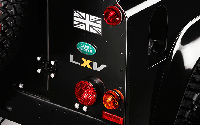 land-rover-lxv2