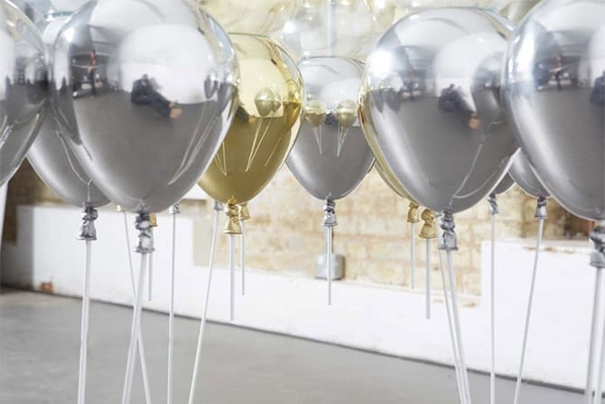 up-table-baloons4