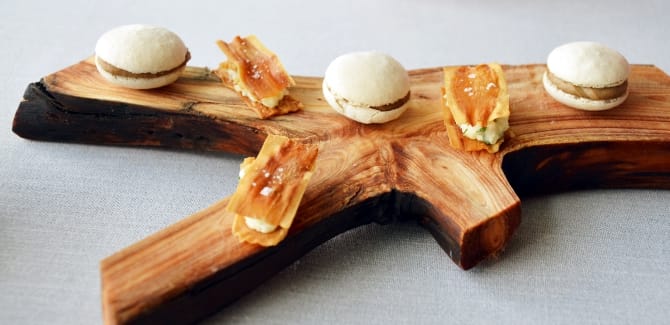 Macaron canapee_Upper House