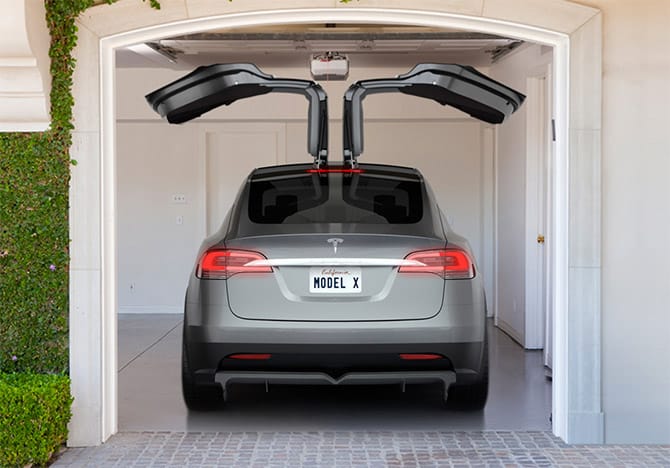 tesla-falcon-wings