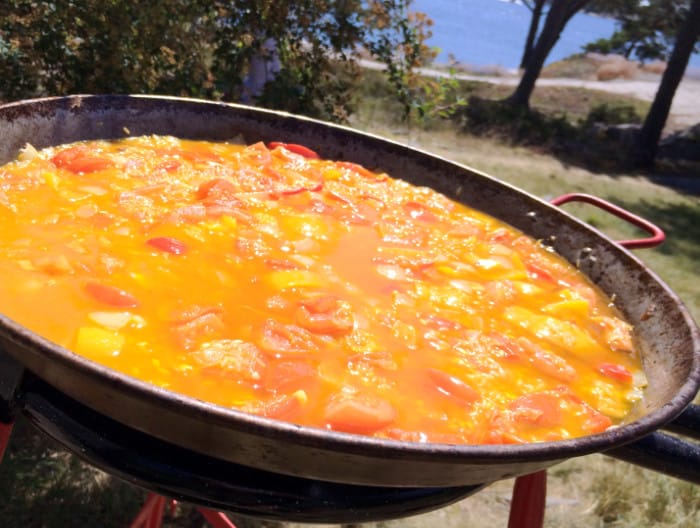 Paella - hönsbuljong & saffran