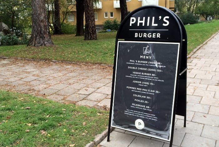 Phils burger_trottoarpratare
