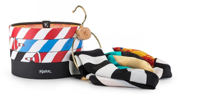 Kueen_sidensjalar-Venezia-Collection_box+scarf+hanger_Gondola