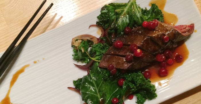 Teppanyaki_reninnanlår med lingonterriyaki