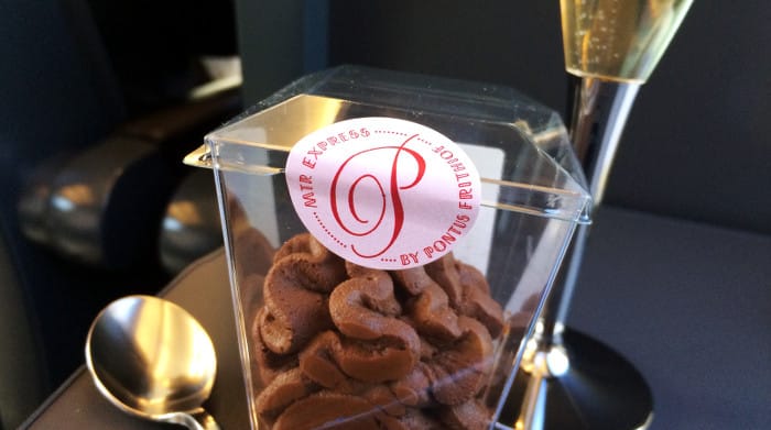 MTR Express_Chokladmousse & Champagne