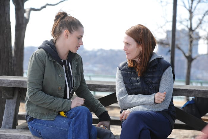 Still Alice_Kirsten Stwart & Julianne Moore_Foto Jojo Whilden