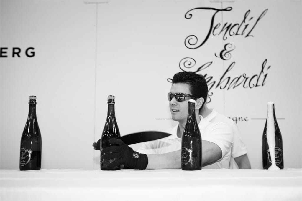 Världsrekord i sabrering Julio Chang