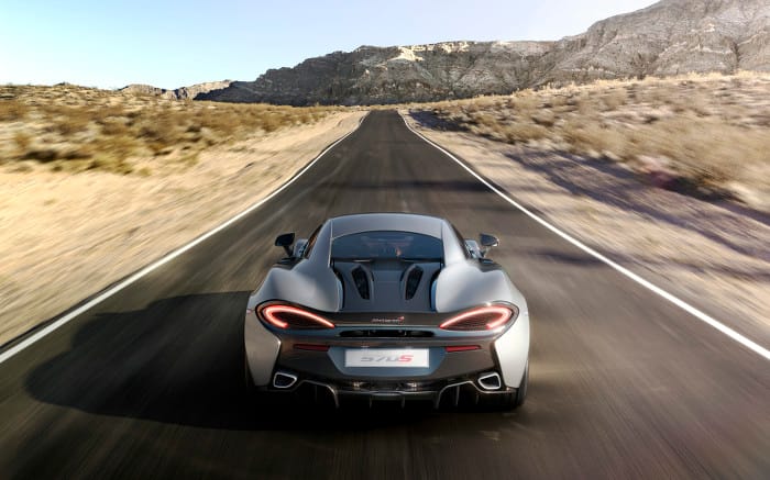 McLaren 570s Coupé_blade_silver_shot_road