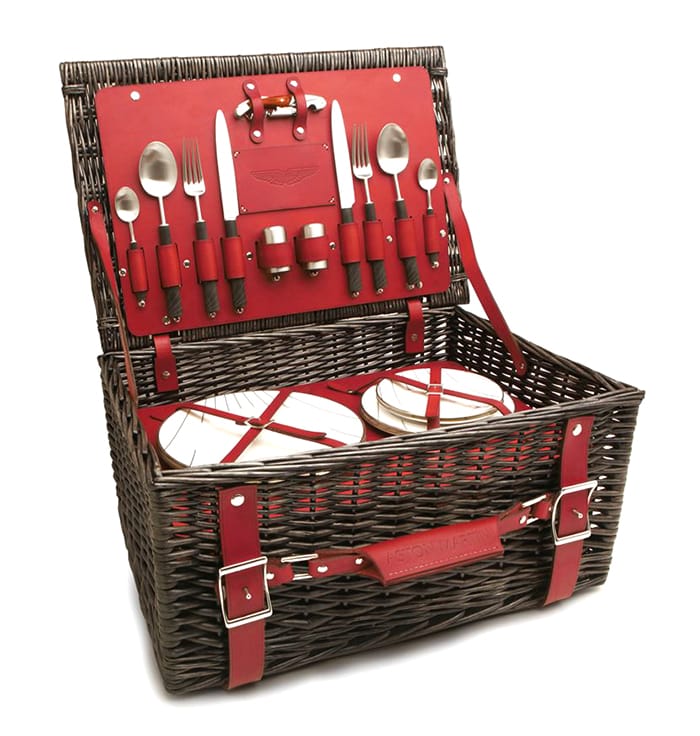 Harrods bröllopspresenter Aston Martin Grant Macdonald Hamper