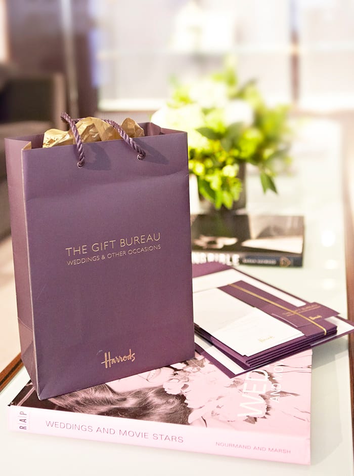 Harrods bröllopspresenter Harrods Gift Lounge