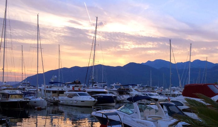 Porto Montenegro_utsikt över bergen_700