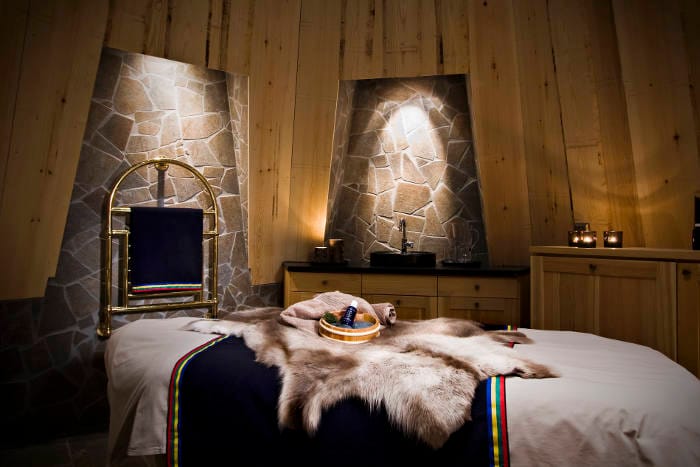 Lyxhotell_Behandlingsrum inspirerat av en samisk kåta, i hotellets spa "Level Spa & Health Club". Foto: Jonas Kullman