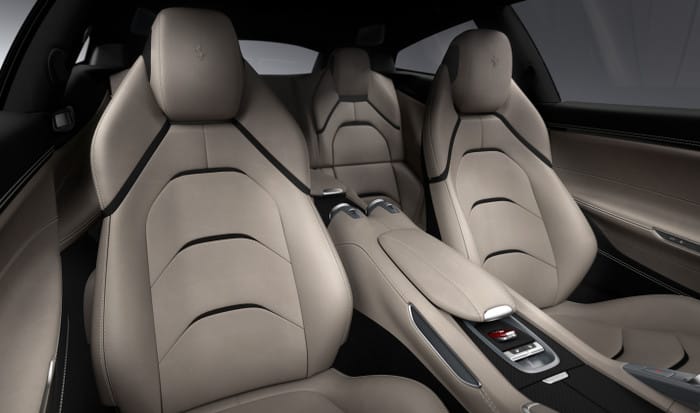 Ferrari_GTC4Lusso_interior