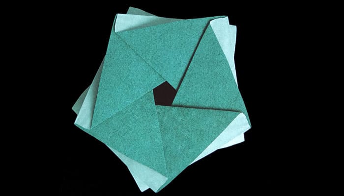 Iittala X Issey Miyake_blomma