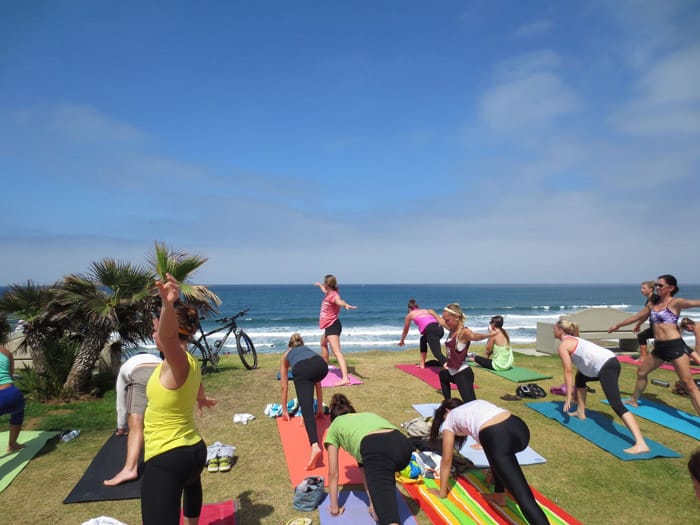 yoga-stranden1_San Diego